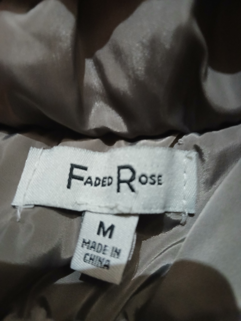 Women's Puffer Vest By Faded Rose Short Size M Pewter Color Trendy Fleece Lined - Picture 5 of 5